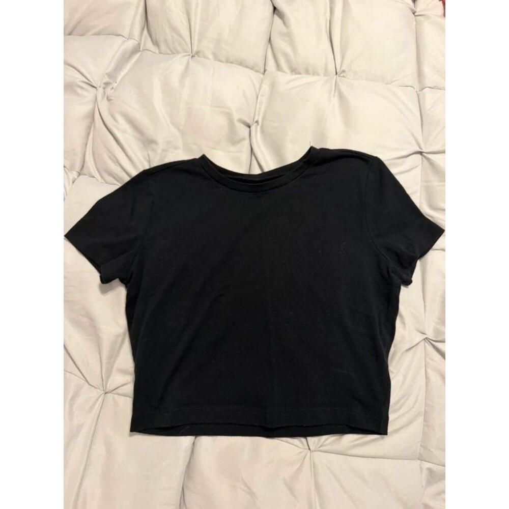 Cropped baby tee